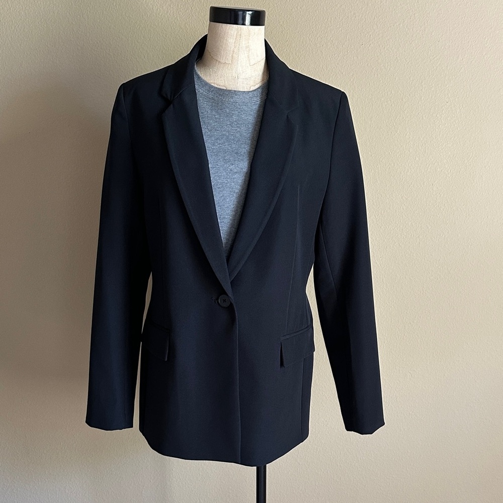 Classic Black Women's Blazer